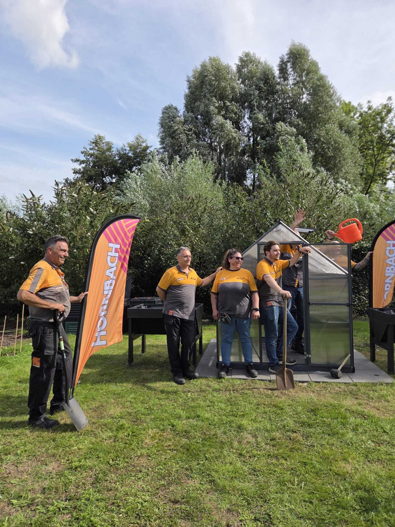 Moestuin WZH Prinsenhof uitgebreid dankzij steun van HORNBACHhelpt